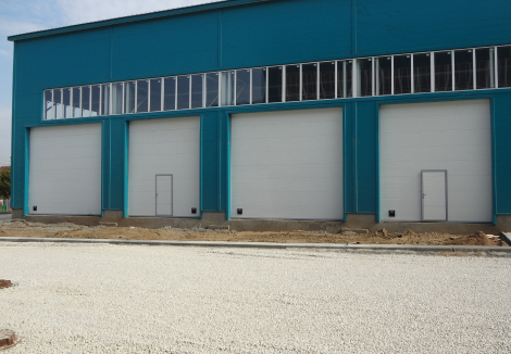 Секционные ворота