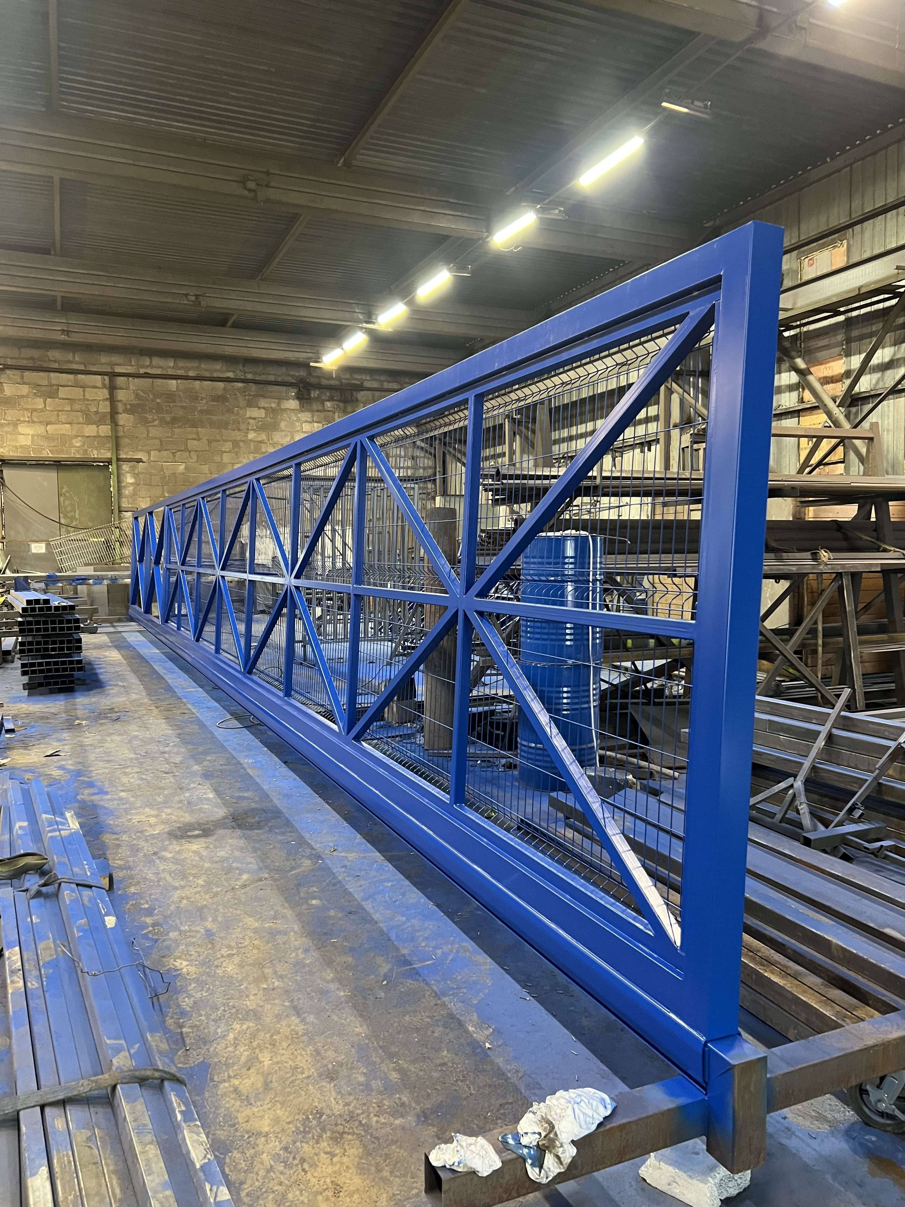 Откатные ворота 18 метров: каркас с диагональными рёбрами жёсткости