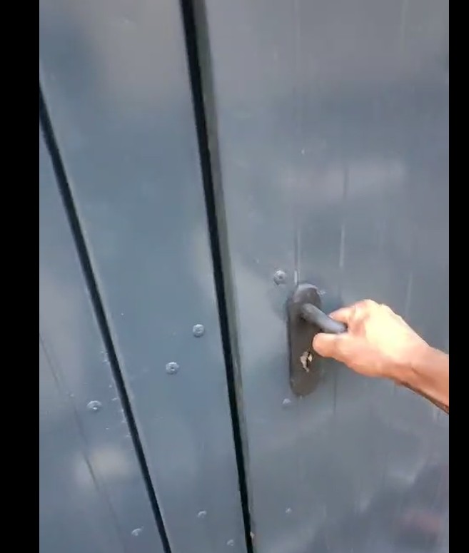 Видео автоматической калитки с приводом &mdash; входная группа портала, Дом Правительства РФ